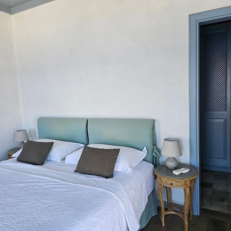 The Anchor House Bed & Breakfast Symi Ruang foto