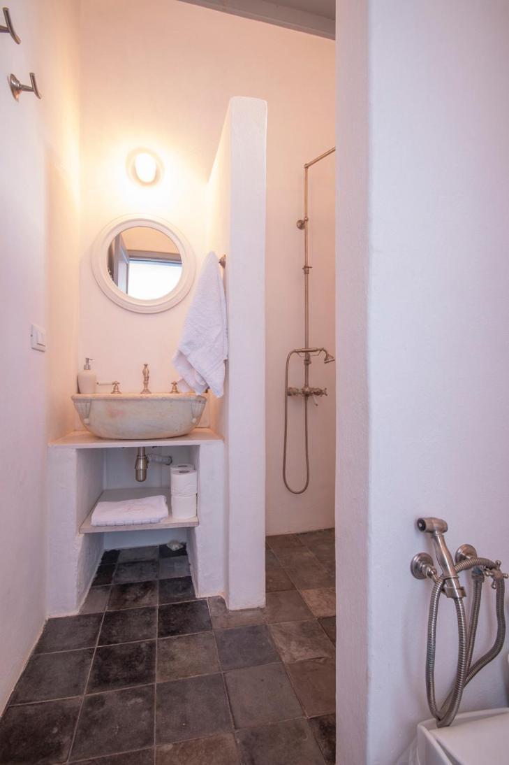 The Anchor House Bed & Breakfast Symi Bagian luar foto
