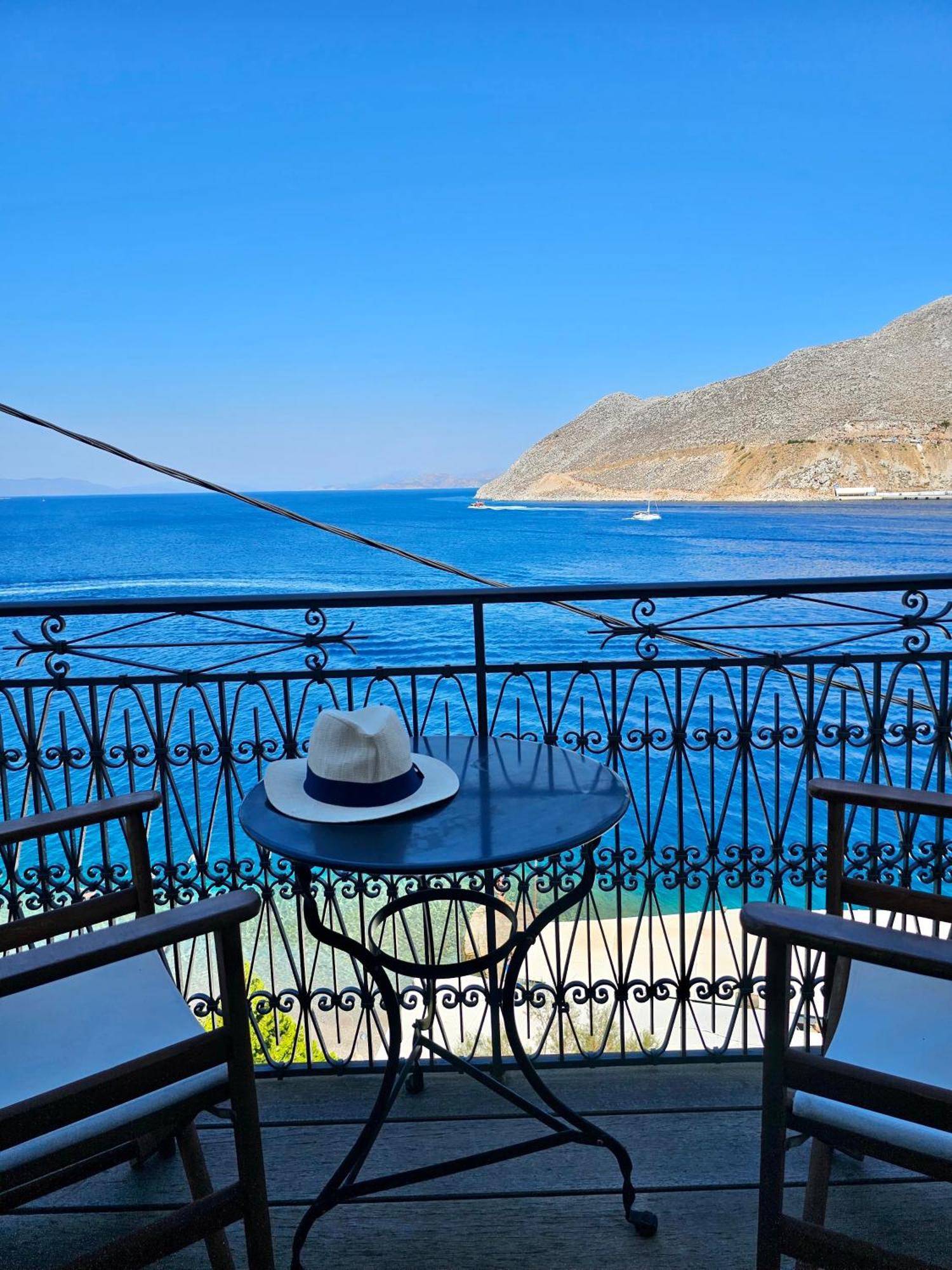 The Anchor House Bed & Breakfast Symi Bagian luar foto